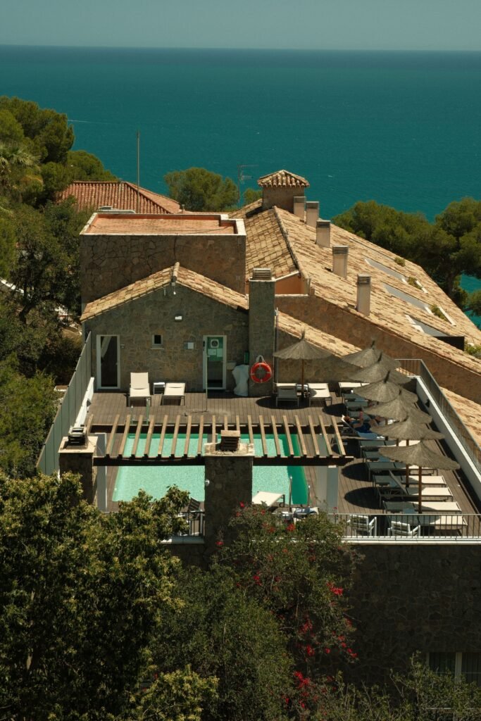 Villa con piscina y vistas al Mediterráneo, fotografía inmobiliaria Costa del Sol